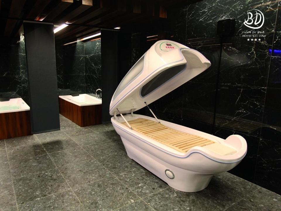 Hotel Bay Diab Bab-Ezzouar Bagian luar foto
